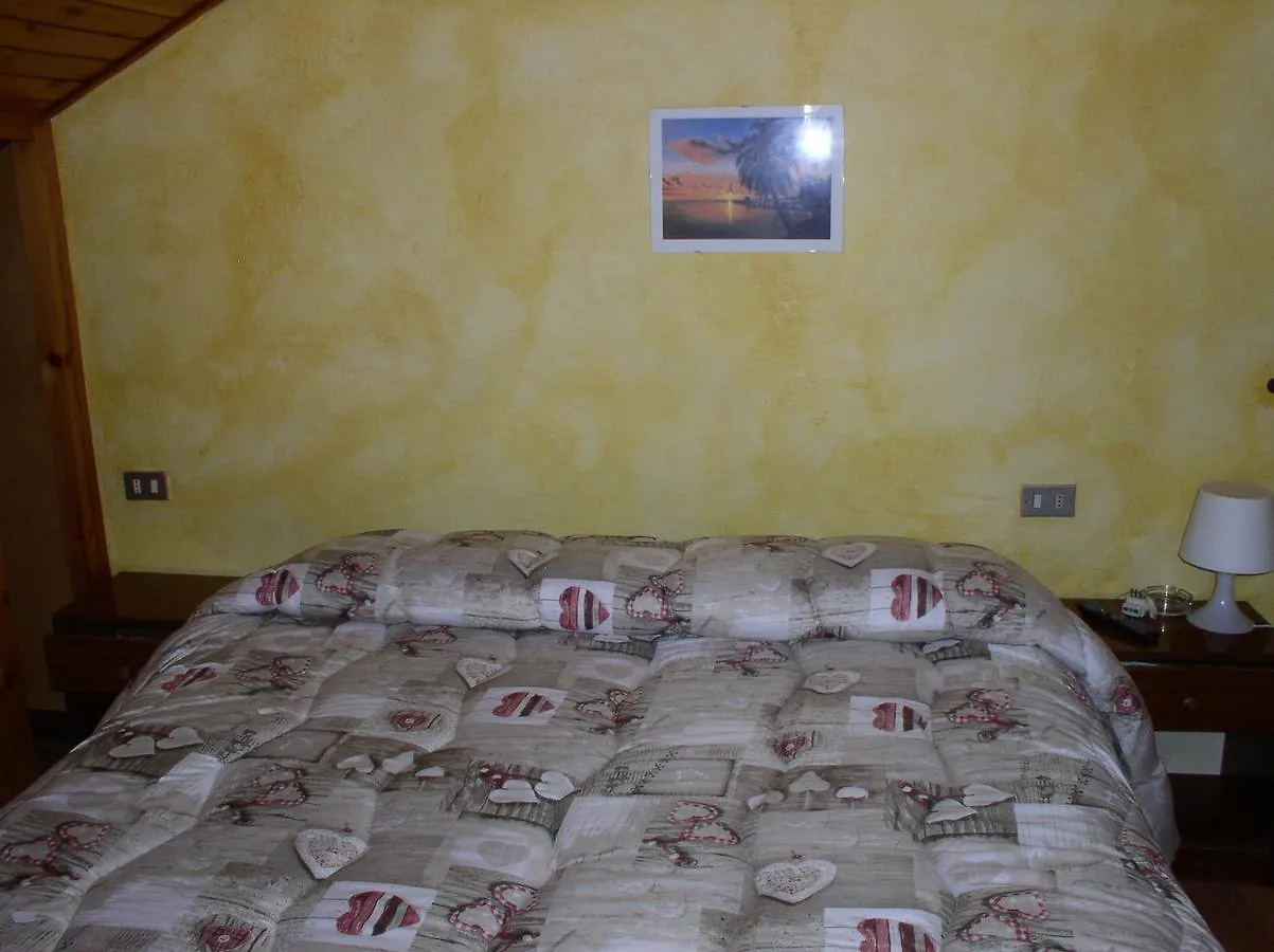 B&B Edelweiss Castione della Presolana 2*,  Italy