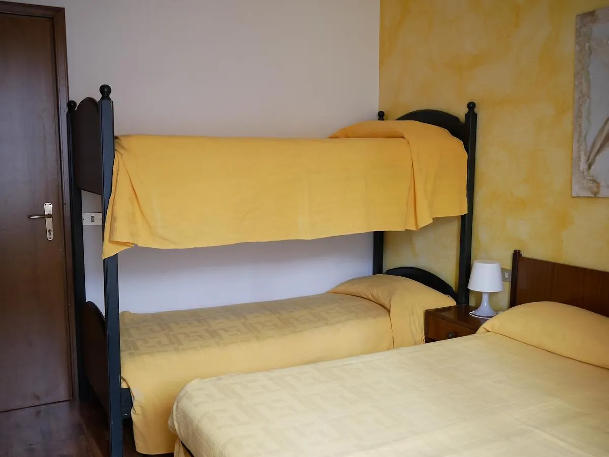 ** Bed & Breakfast B&B Edelweiss Castione della Presolana Italy
