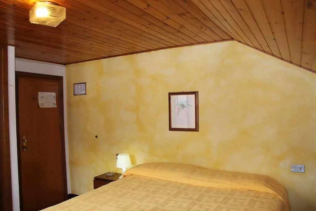 B&B Edelweiss Castione della Presolana 2*,