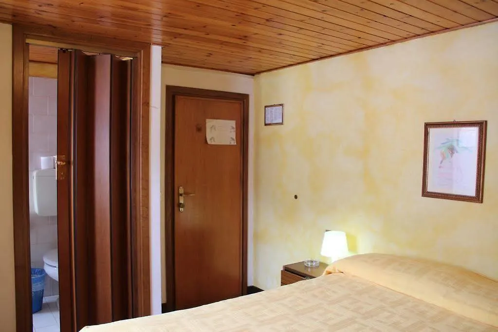 B&B Edelweiss Castione della Presolana