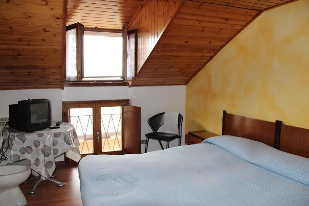 B&B Edelweiss Castione della Presolana Italy