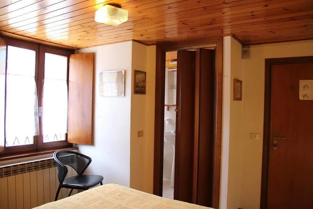 B&B Edelweiss Castione della Presolana Bed & Breakfast